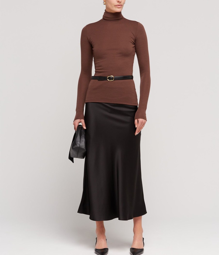 Clothing Refine | Clothilde Second Skin Turtleneck In Chocolate