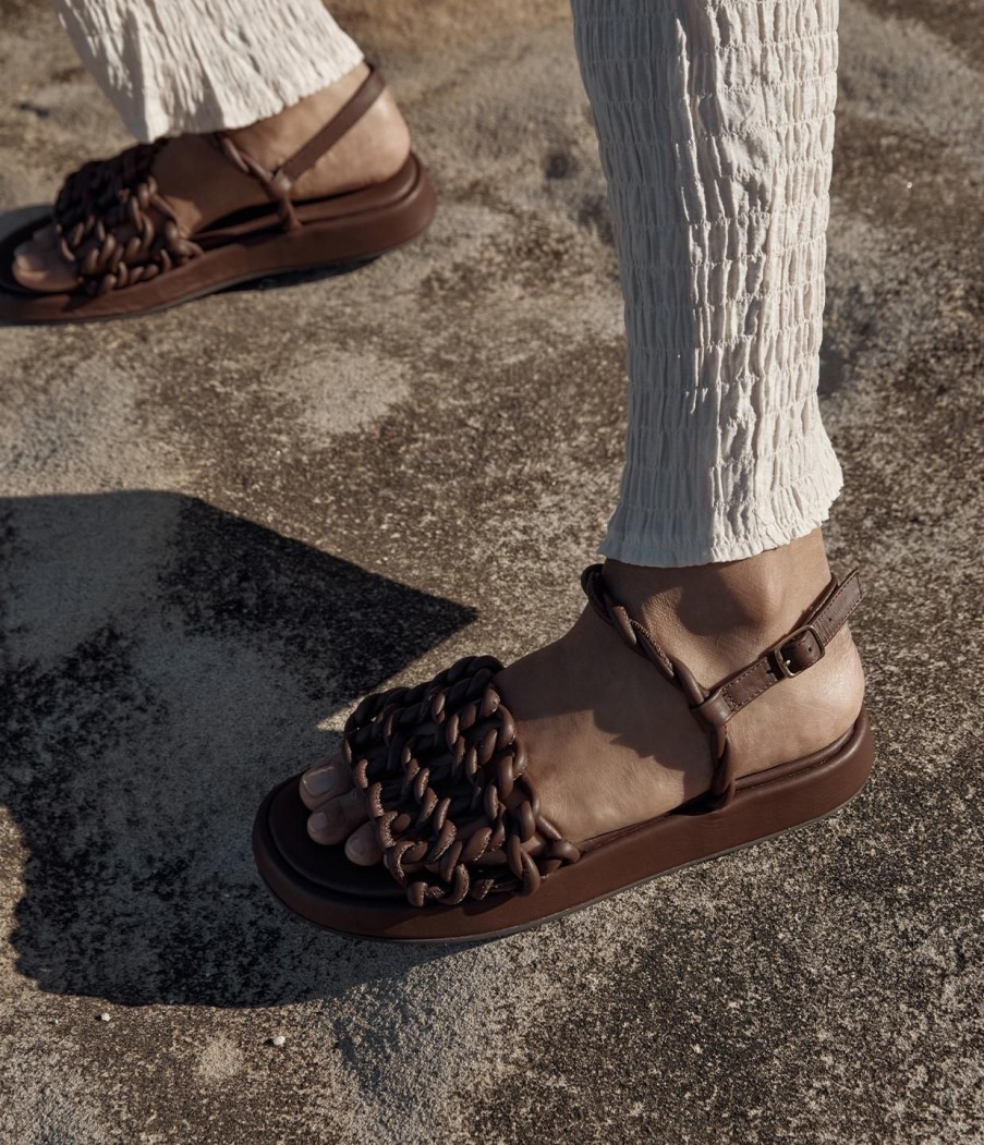 Shoes La Tribe | Loop Sandal In Chocolate