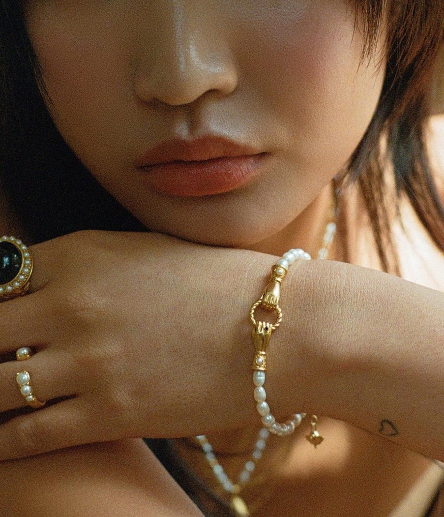 Accessories Missoma | Harris Reed X Missoma In Good Hands Bracelet In Gold And Pearl